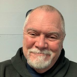 Meet your Posher, Mac